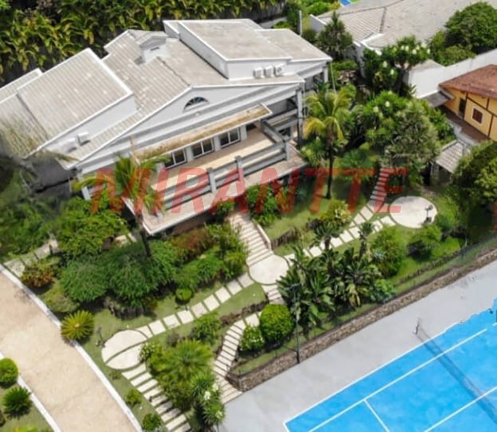 Cond. fechado de 658.57m² com 5 quartos em Caraguata