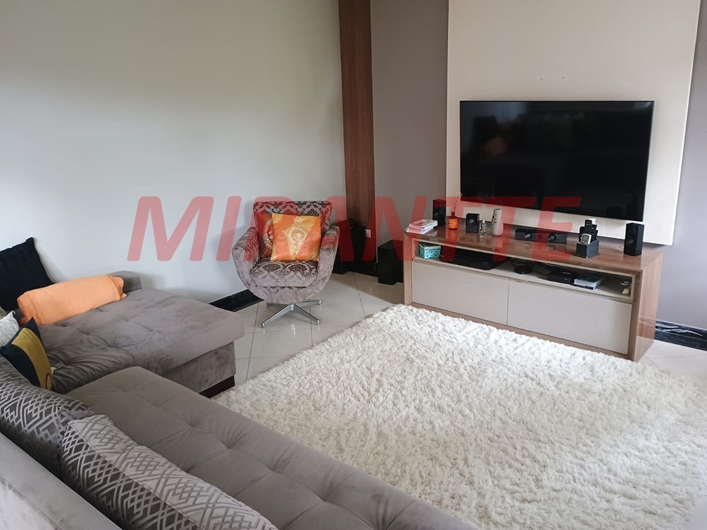 Cond. fechado de 658.57m² com 5 quartos em Caraguata