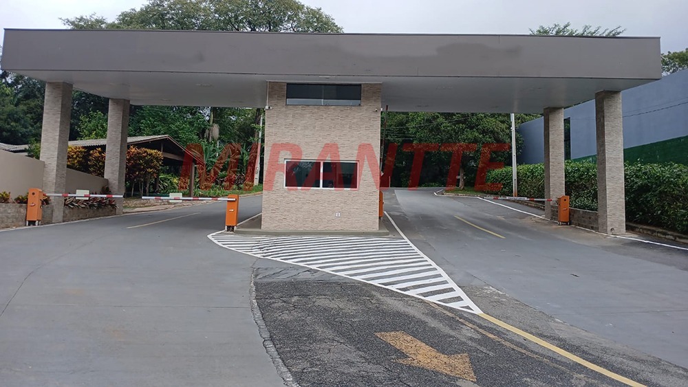 Terreno de 0m² em Rio Abaixo