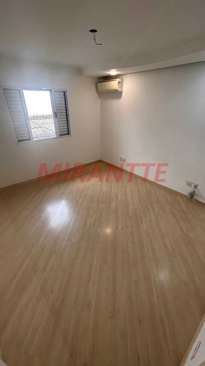 Sobrado de 122m² com 2 quartos em Jardim Brasil (Zona Norte)