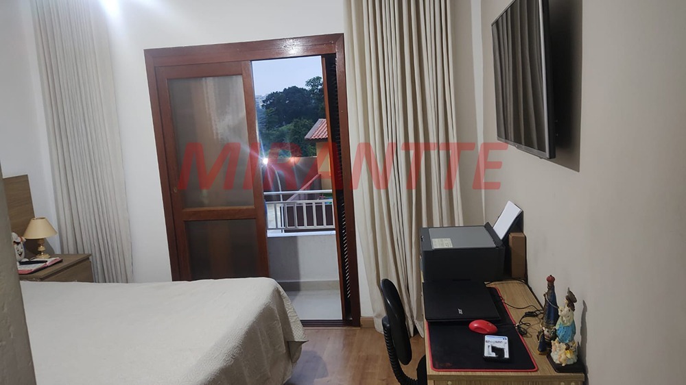 Cond. fechado de 63m² com 2 quartos em Horto Florestal