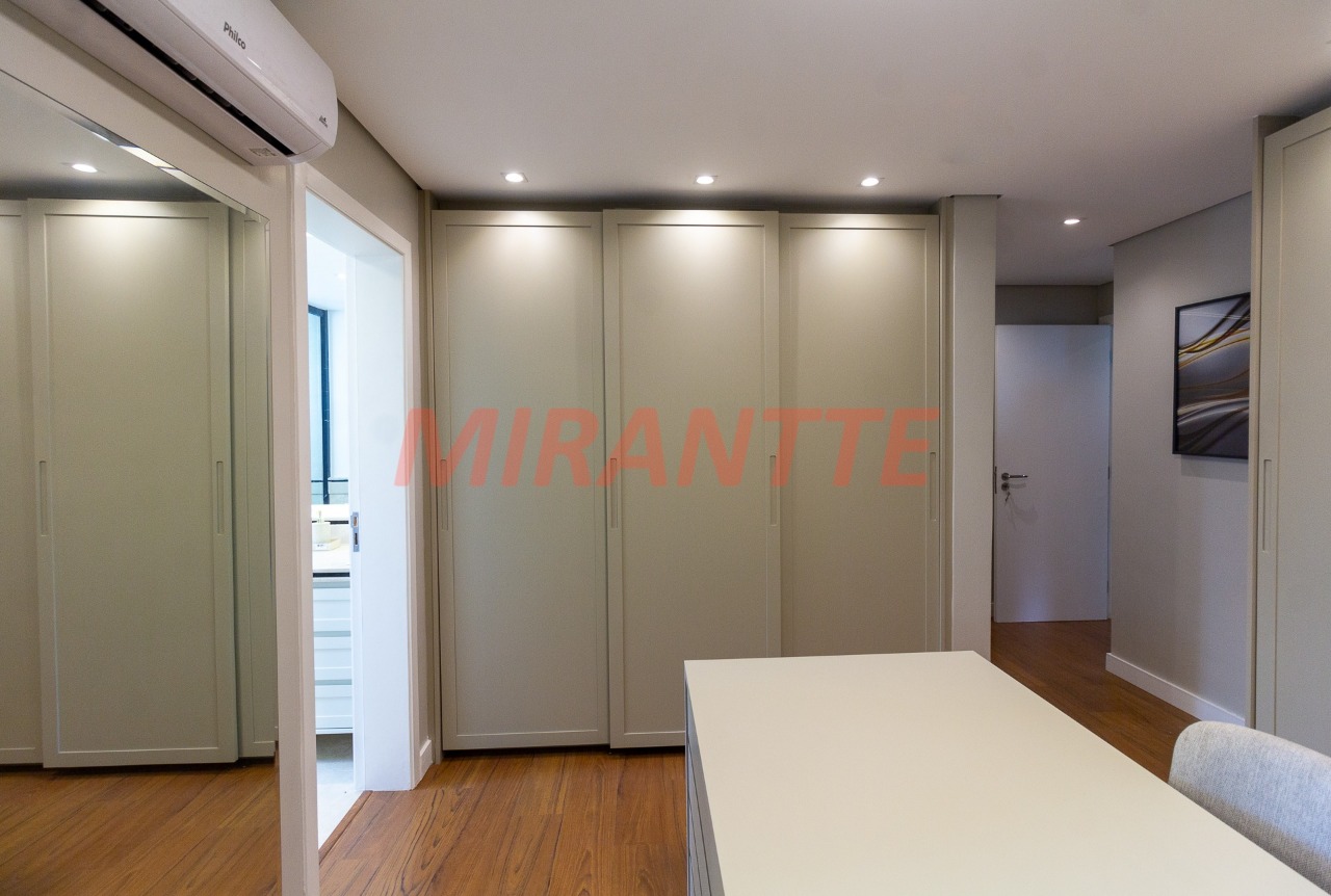 Cond. fechado de 777m² com 5 quartos em Tucuruvi