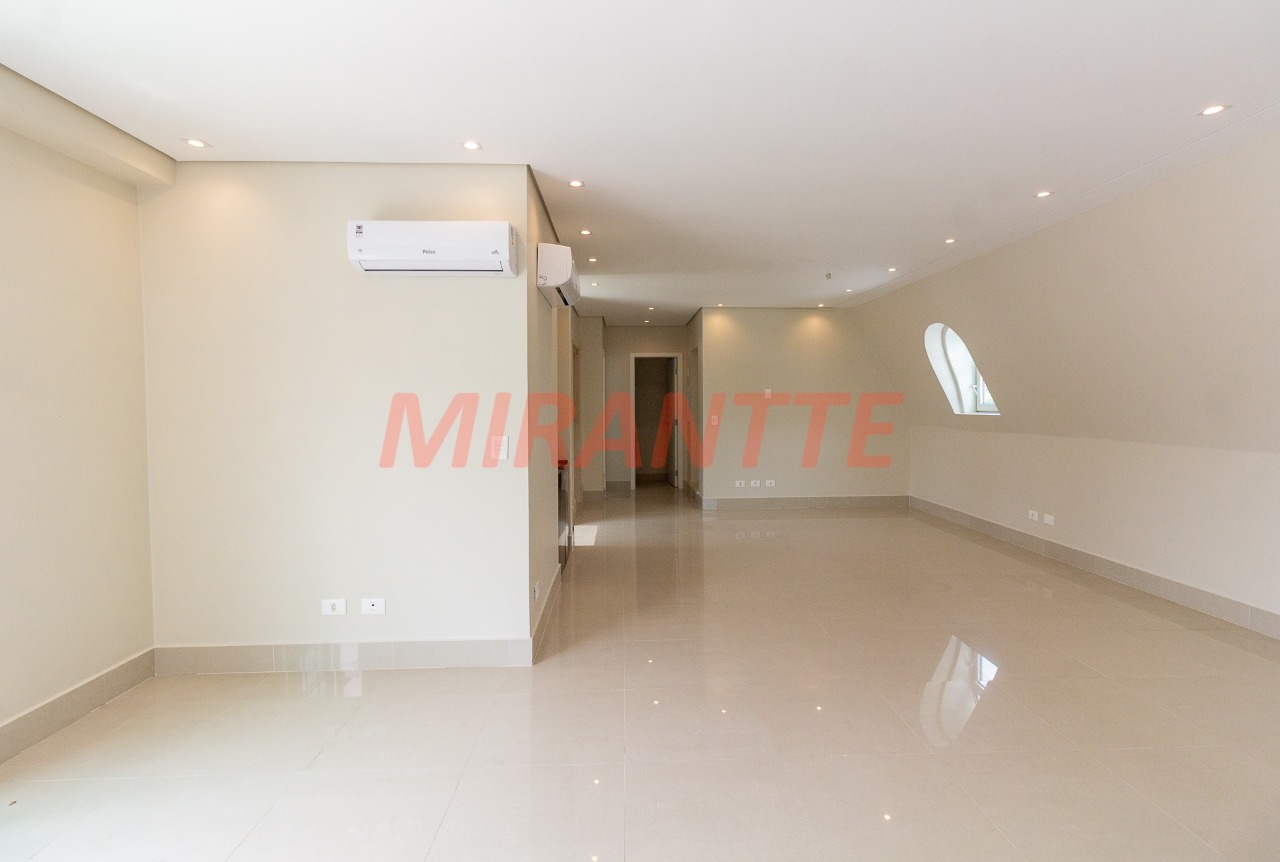 Cond. fechado de 777m² com 5 quartos em Tucuruvi