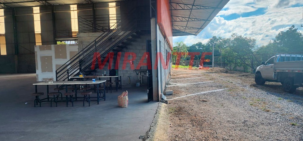 Galpao de 1800m² em Guaxinduva