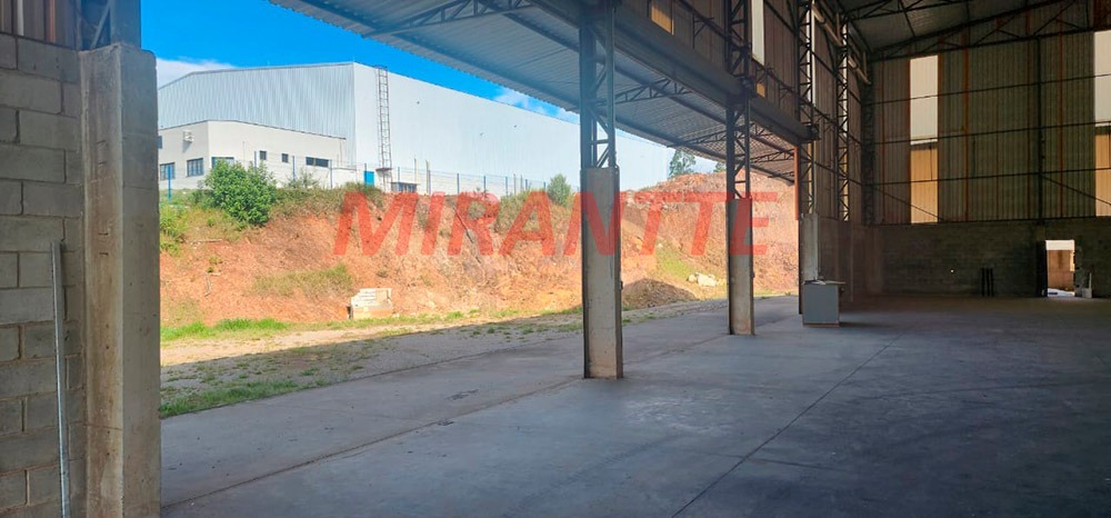 Galpao de 1800m² em Guaxinduva
