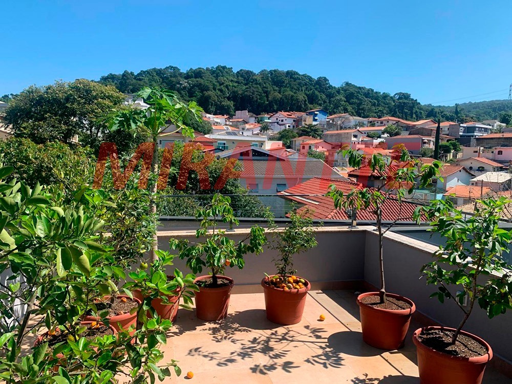 Cond. fechado de 283.9m² com 4 quartos em Horto Florestal