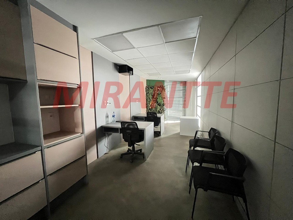 Galpao de 213m² em Santana