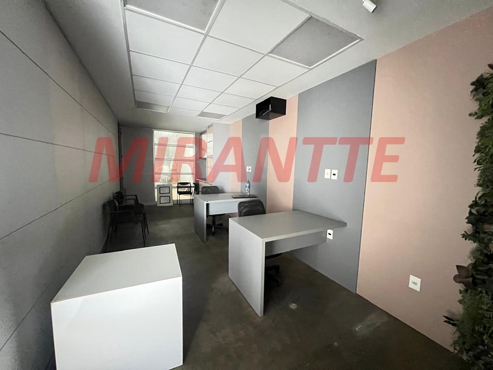 Galpao de 213m² em Santana