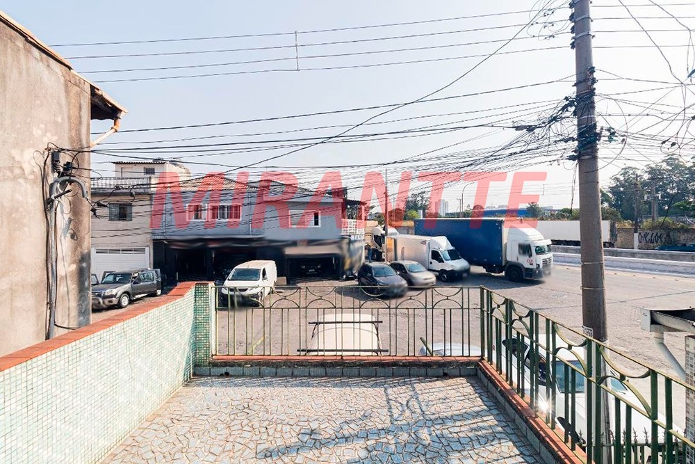 Casa terrea de 200m² com 4 quartos em Vila Maria Baixa