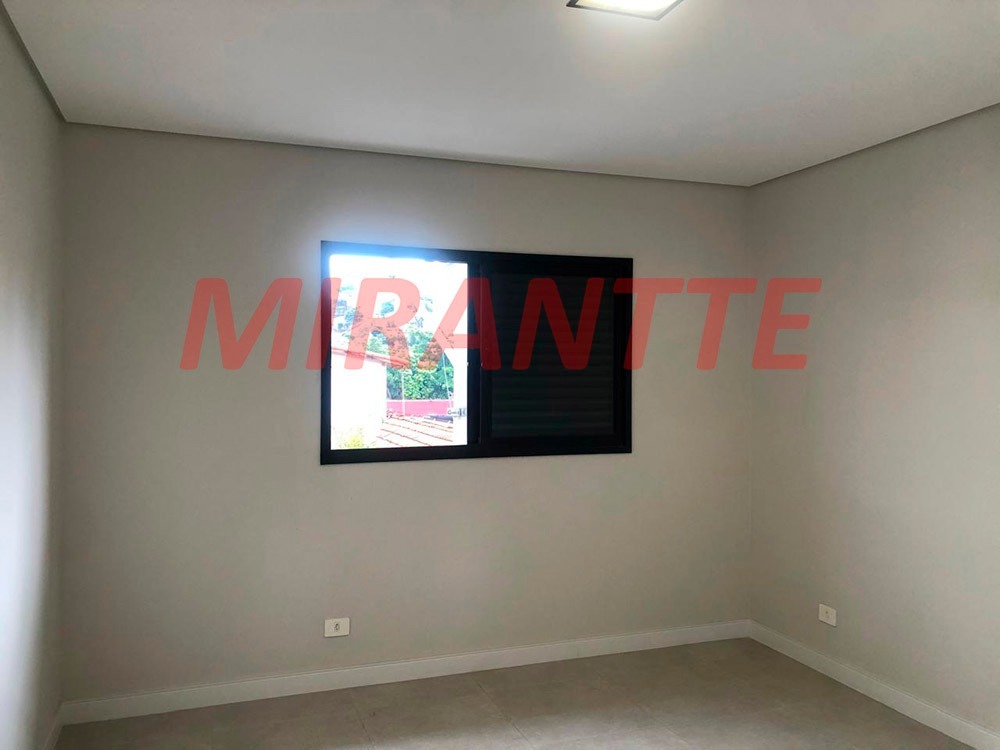 Casa terrea de 127m² com 2 quartos em Chora Menino