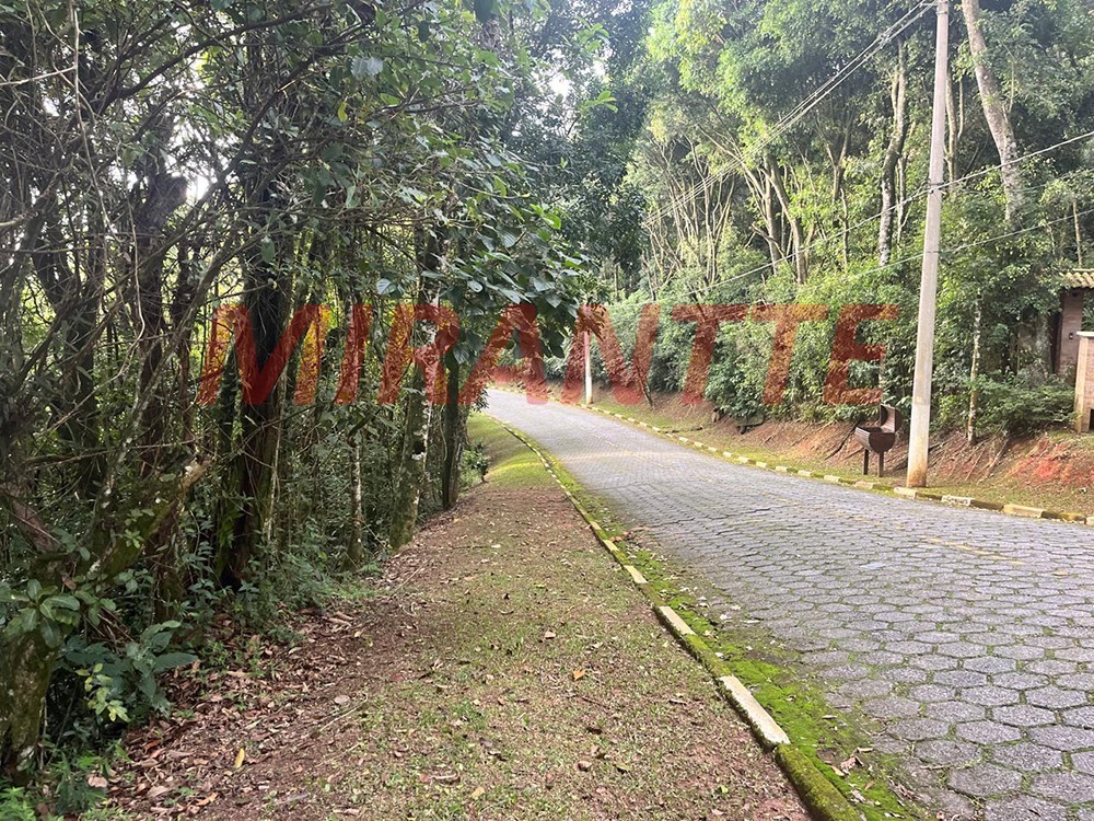 Terreno de m² em Roseira