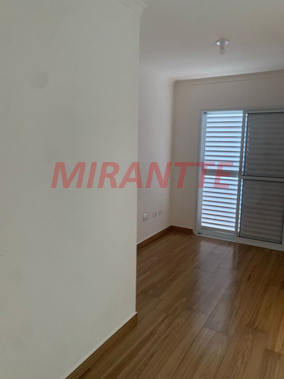 Cond. fechado de 95m² com 2 quartos em Vila Gustavo