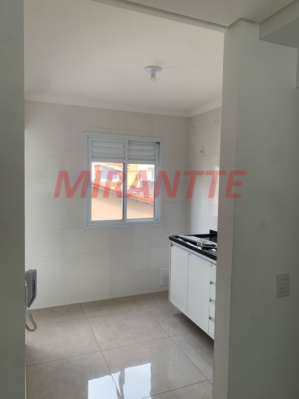Cond. fechado de 95m² com 2 quartos em Vila Gustavo