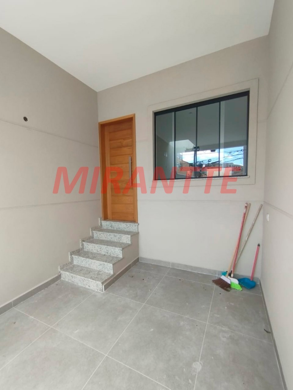 Sobrado de 115m² com 3 quartos em Parada Inglesa