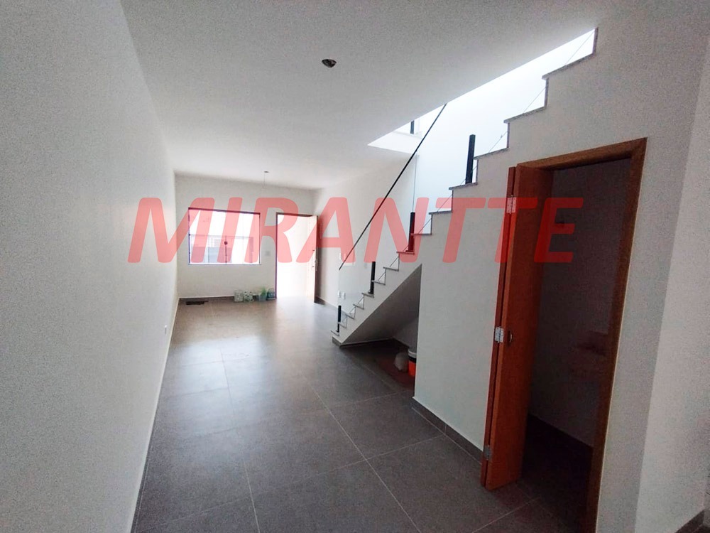 Sobrado de 115m² com 3 quartos em Parada Inglesa