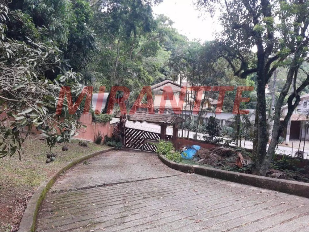 Sobrado de 550m² com 4 quartos em Roseira