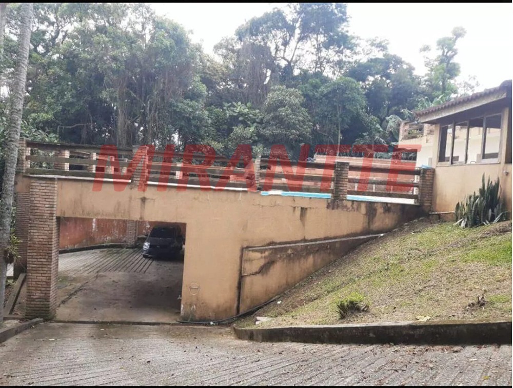 Sobrado de 550m² com 4 quartos em Roseira