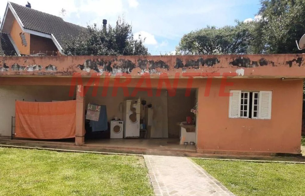Sobrado de 550m² com 4 quartos em Roseira