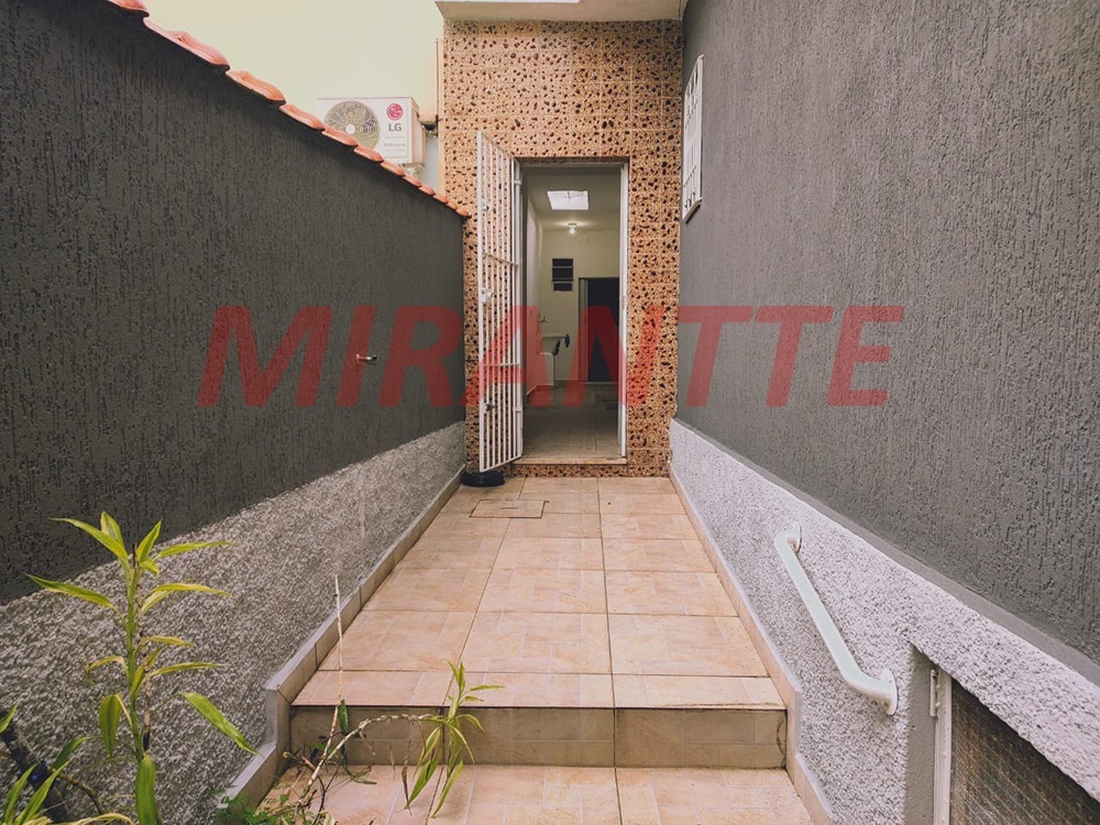 Sobrado de 220m² com 2 quartos em Vila Continental