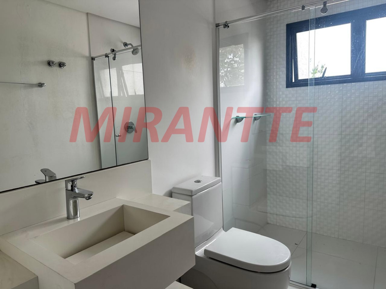Sobrado de 284m² com 3 quartos em Jardim França