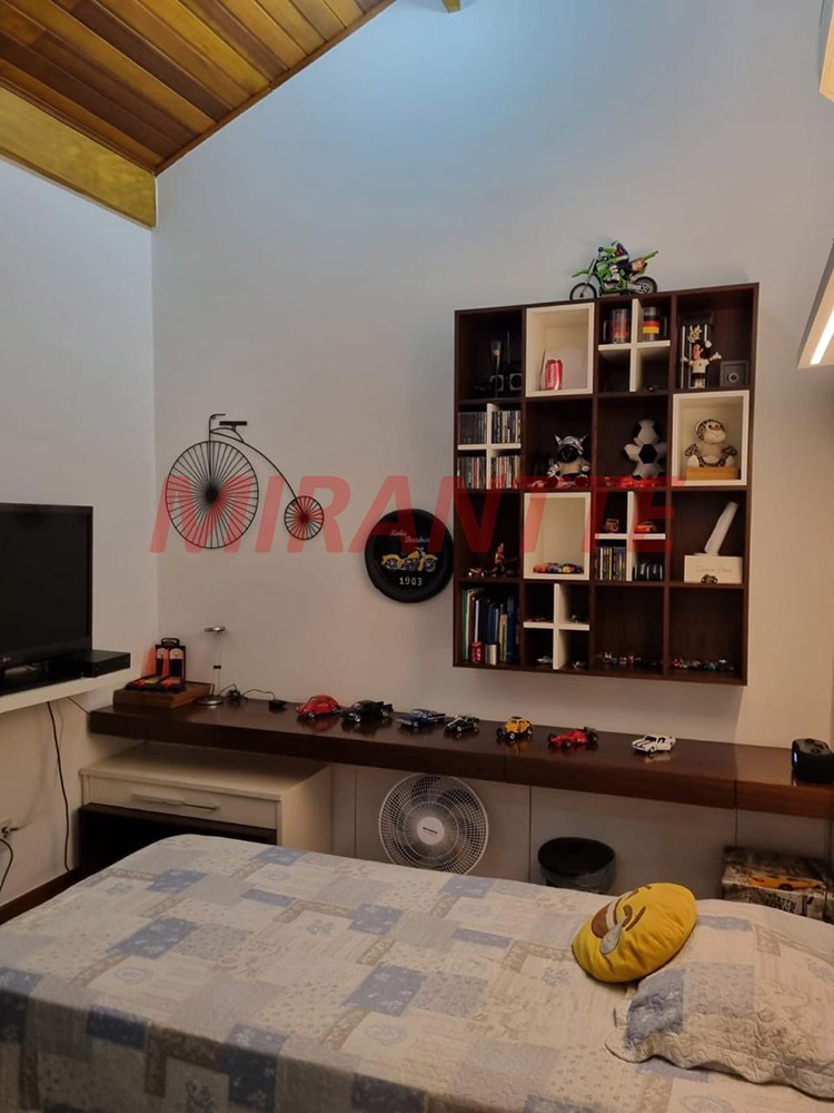 Sobrado de 284m² com 3 quartos em Jardim França