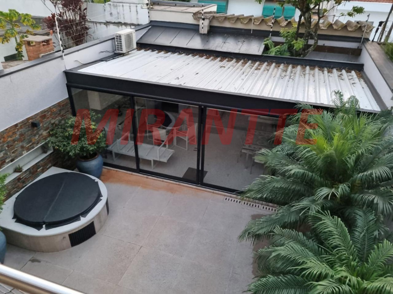 Sobrado de 284m² com 3 quartos em Jardim França