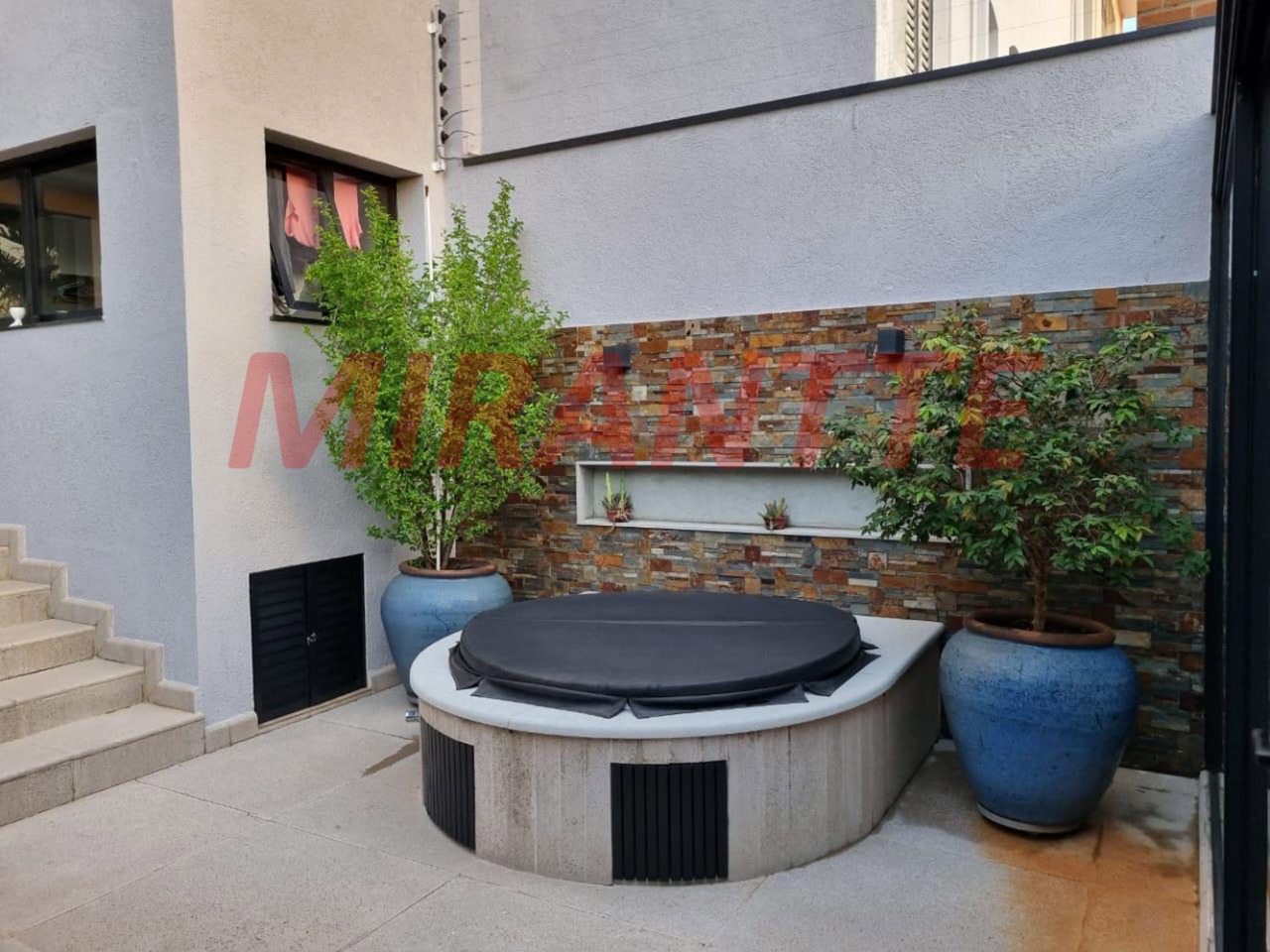 Sobrado de 284m² com 3 quartos em Jardim França