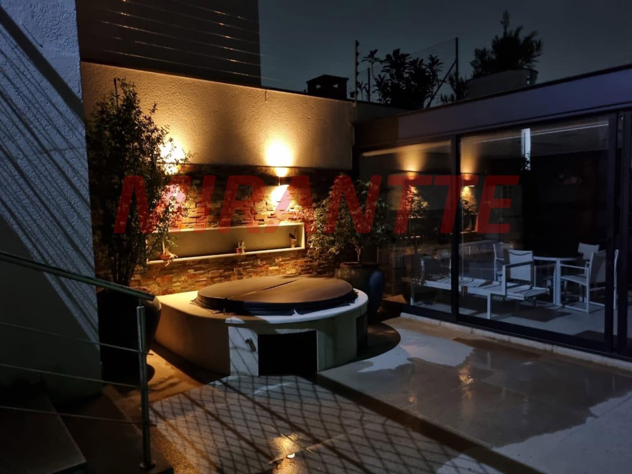 Sobrado de 284m² com 3 quartos em Jardim França