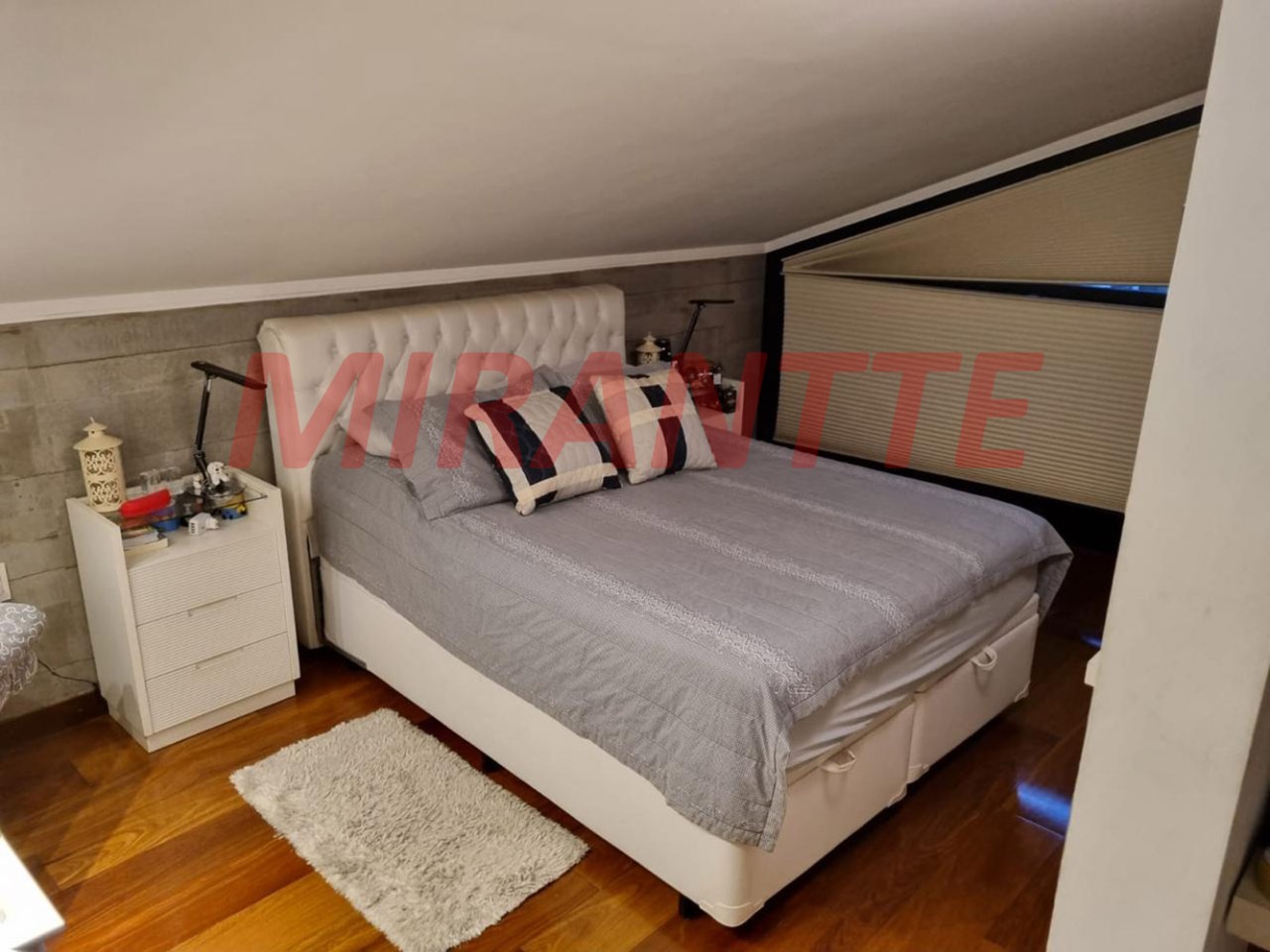 Sobrado de 284m² com 3 quartos em Jardim França