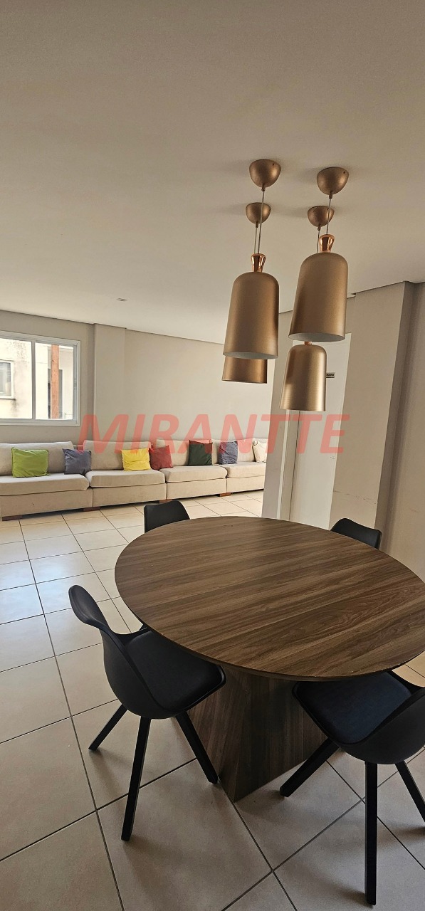 Apartamento de 53m² com 2 quartos em Parque Vitória