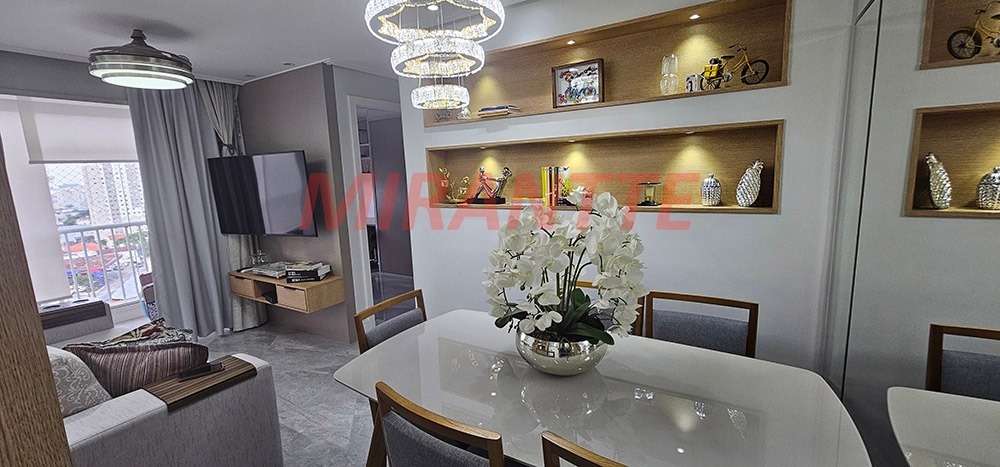 Apartamento de 53m² com 2 quartos em Parque Vitória
