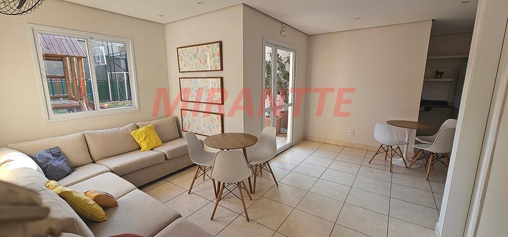 Apartamento de 53m² com 2 quartos em Parque Vitória
