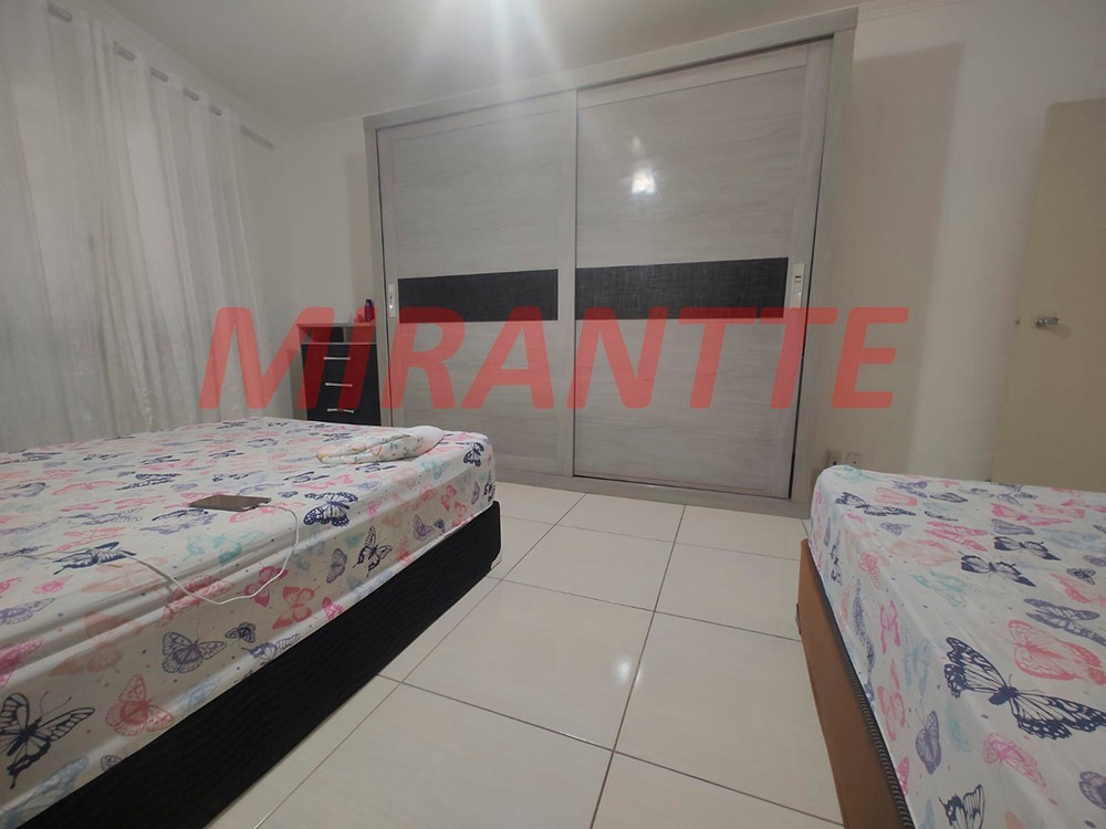 Sobrado de 175m² com 3 quartos em Jardim Peri
