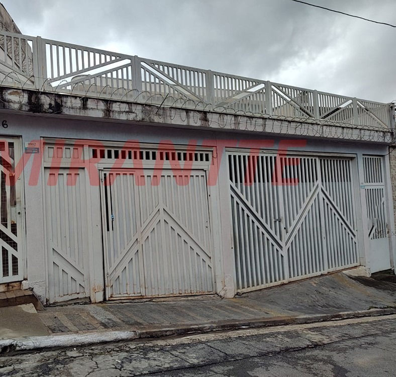 Sobrado de 175m² com 3 quartos em Jardim Peri