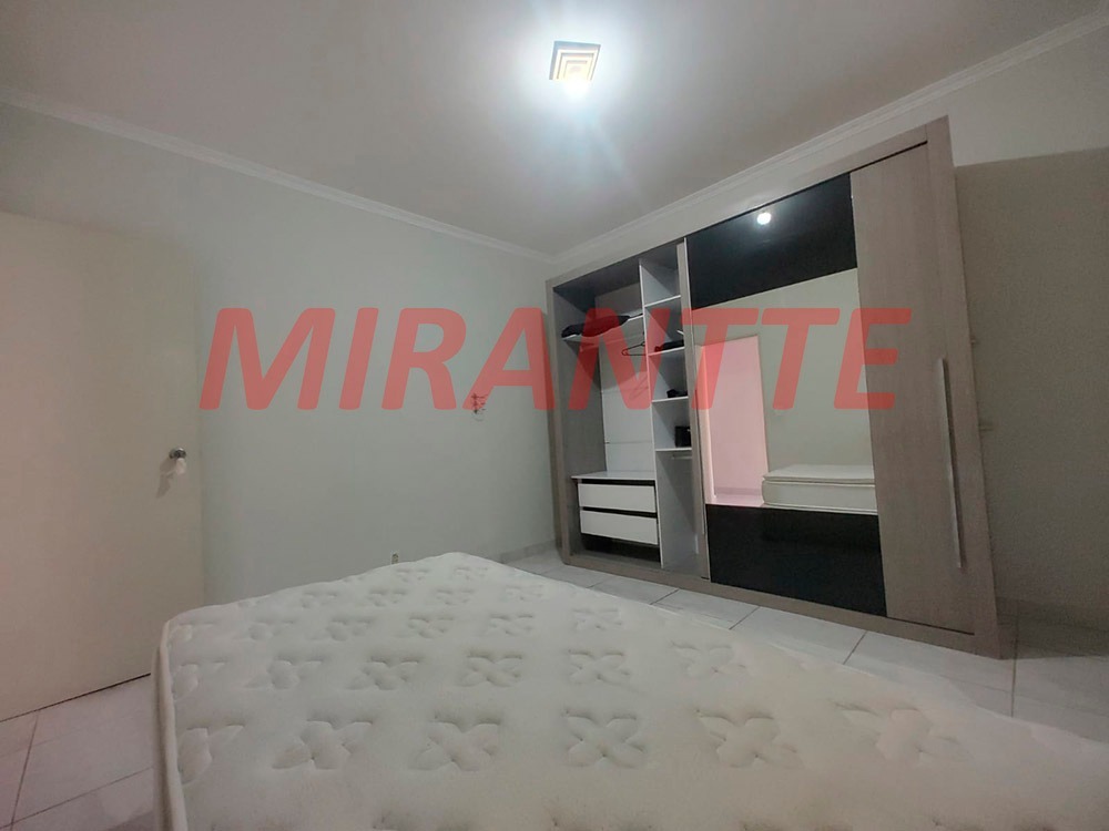 Sobrado de 175m² com 3 quartos em Jardim Peri