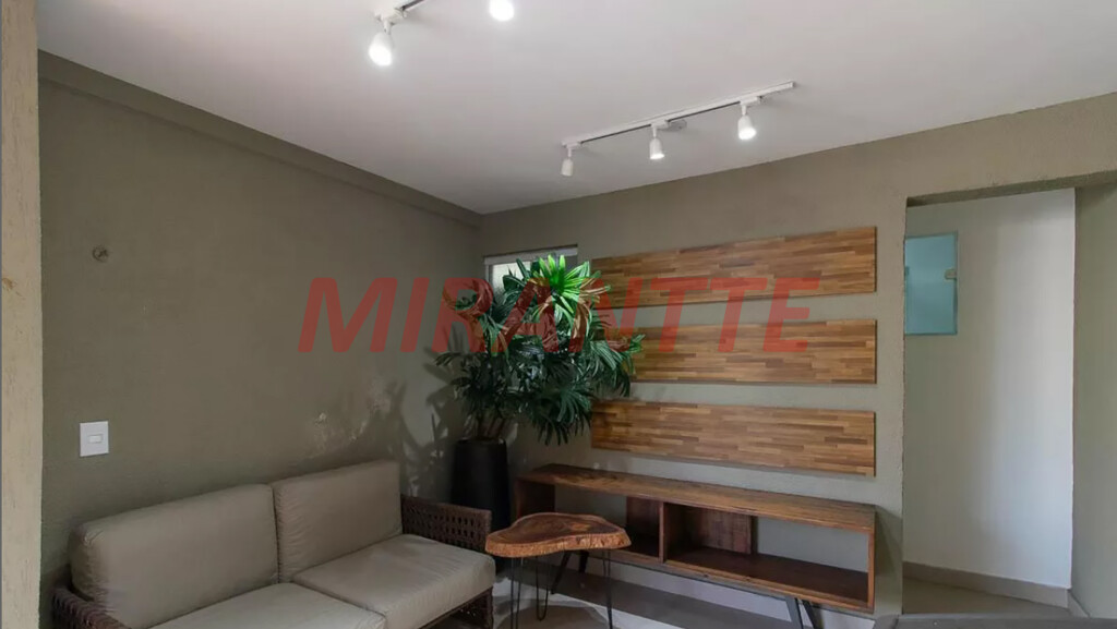 Sobrado de 175m² com 3 quartos em Vila Gustavo