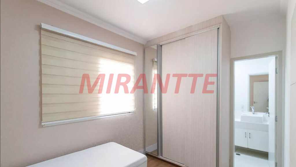 Sobrado de 175m² com 3 quartos em Vila Gustavo