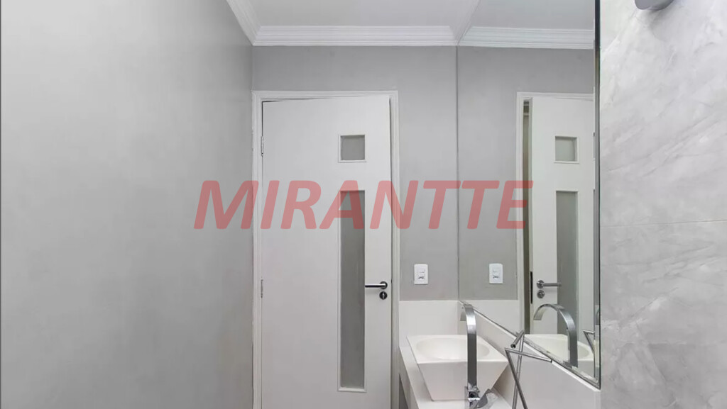 Sobrado de 175m² com 3 quartos em Vila Gustavo