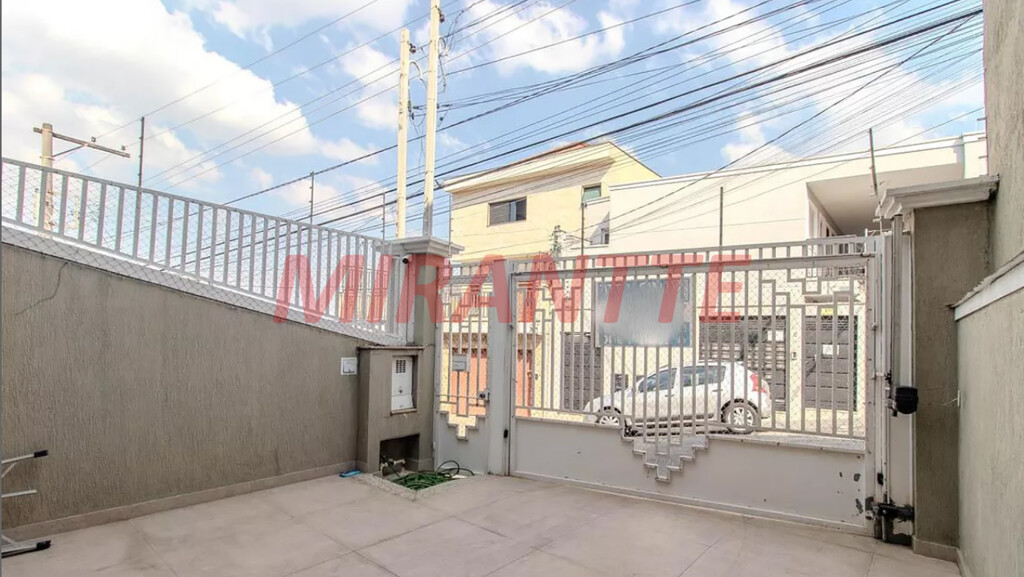 Sobrado de 175m² com 3 quartos em Vila Gustavo