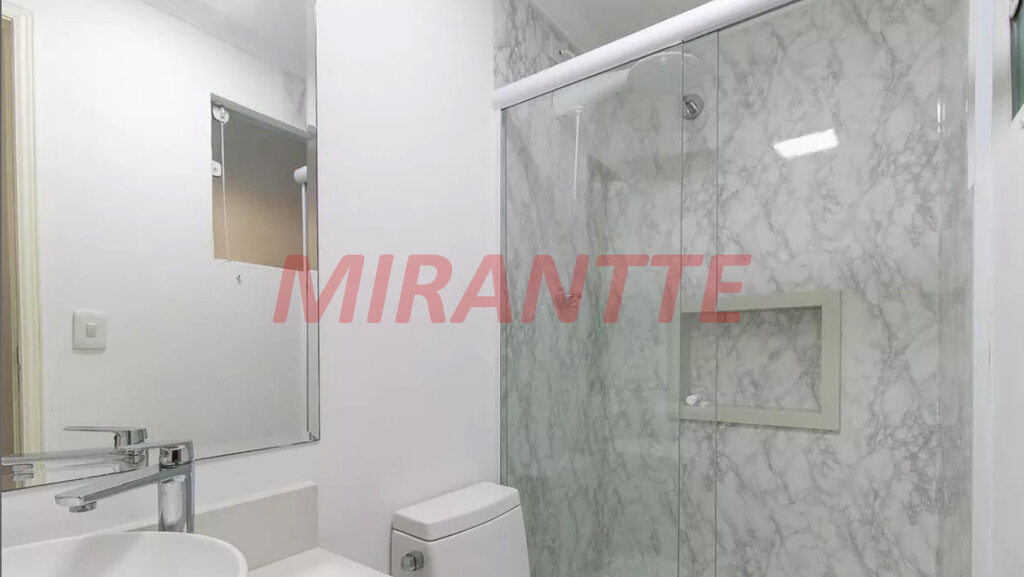 Sobrado de 175m² com 3 quartos em Vila Gustavo