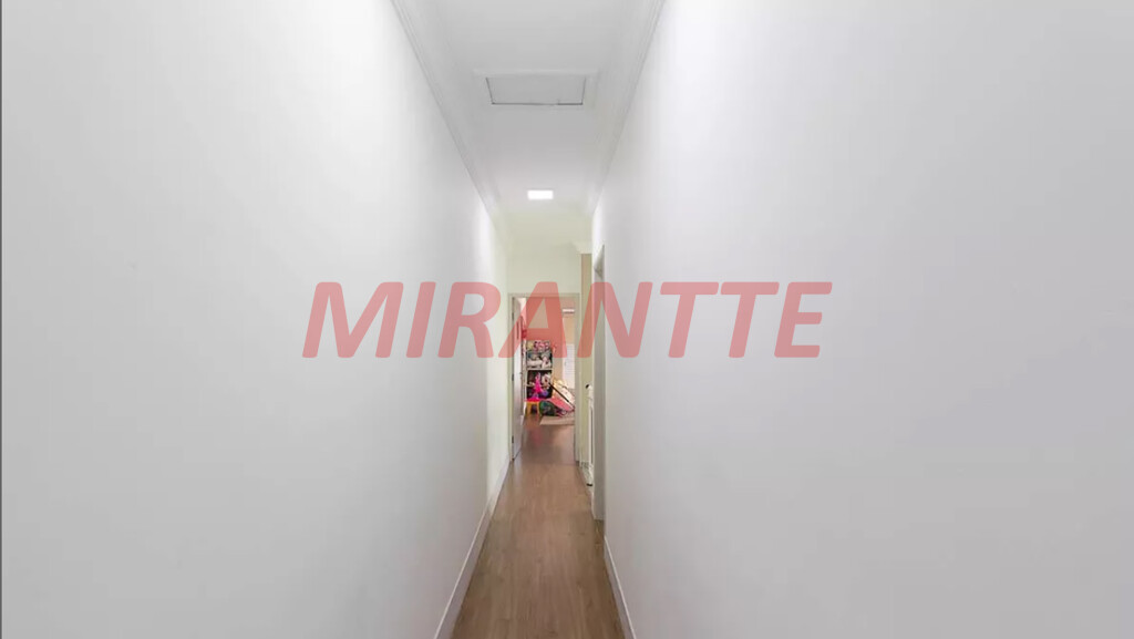 Sobrado de 175m² com 3 quartos em Vila Gustavo