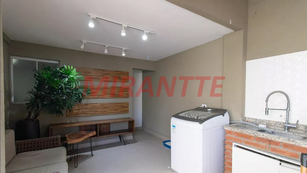 Sobrado de 175m² com 3 quartos em Vila Gustavo