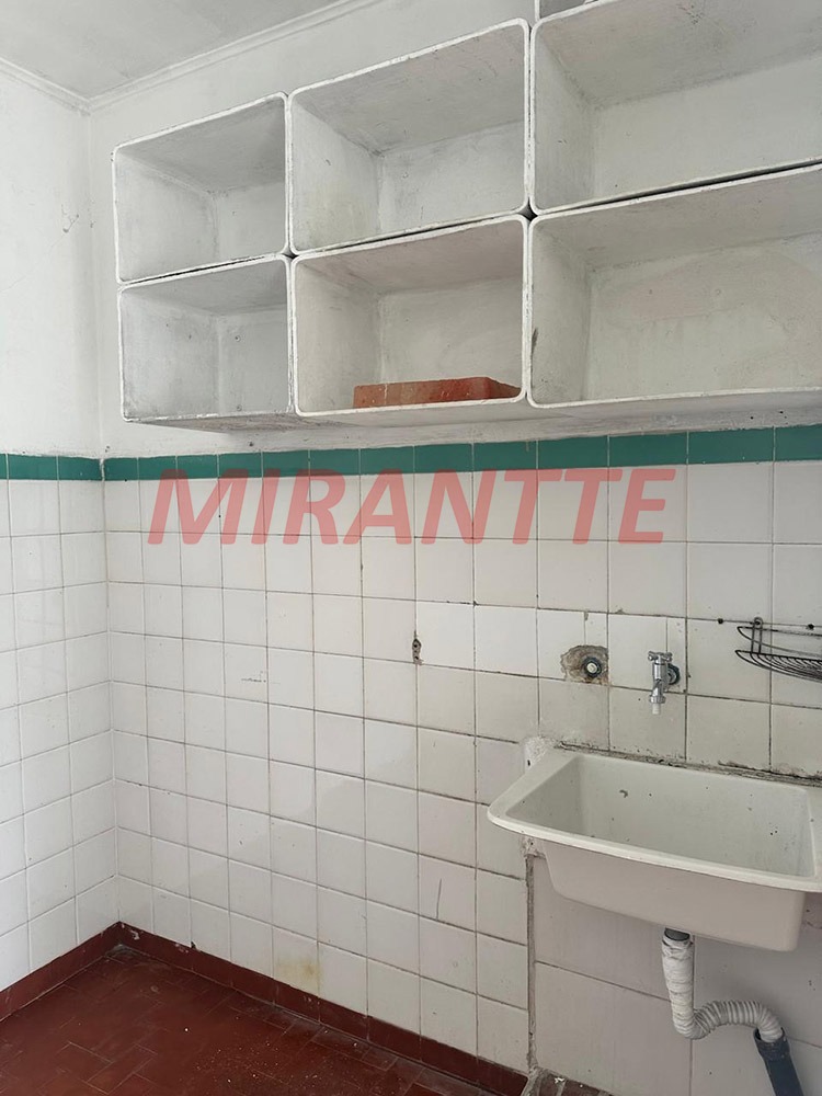 Sobrado de 115m² com 3 quartos em Água Fria
