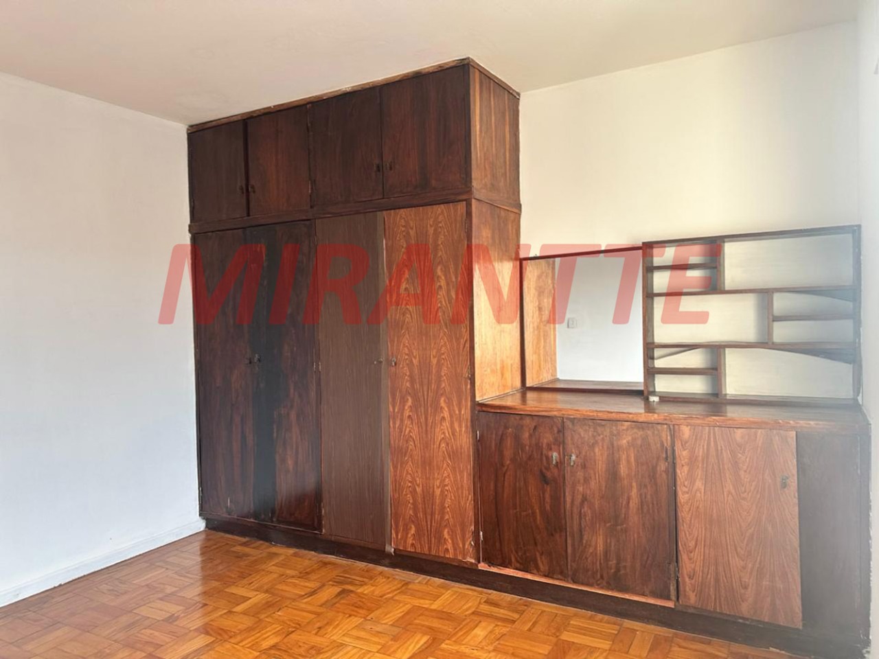 Sobrado de 115m² com 3 quartos em Água Fria