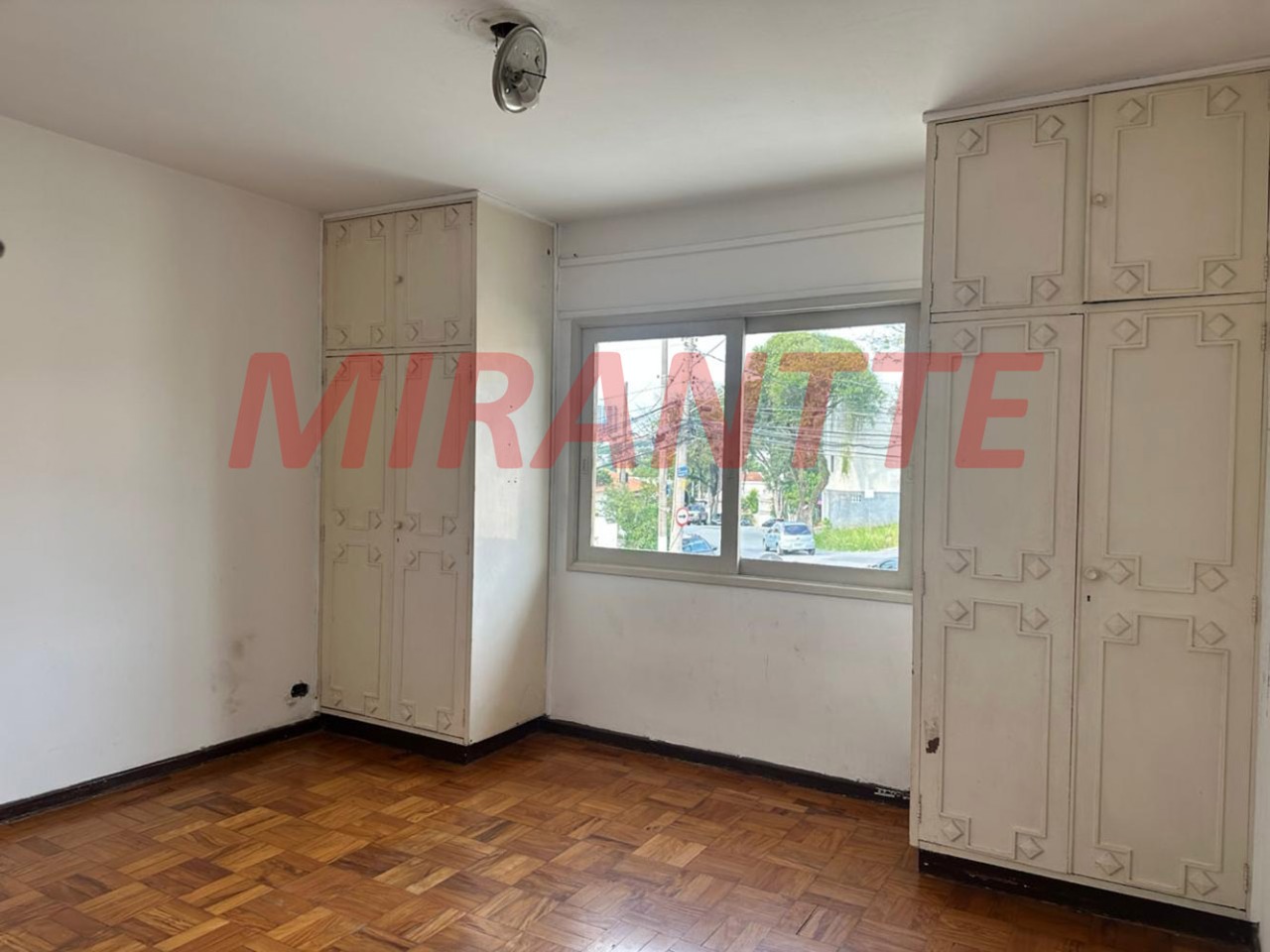 Sobrado de 115m² com 3 quartos em Água Fria