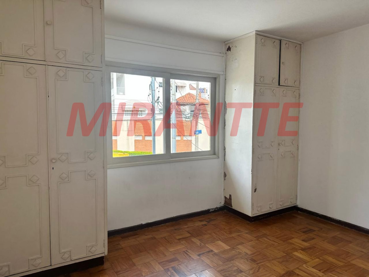 Sobrado de 115m² com 3 quartos em Água Fria