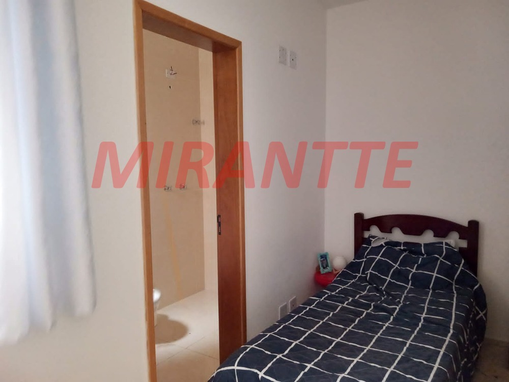 Cond. fechado de 65m² com 2 quartos em Vila Aurora