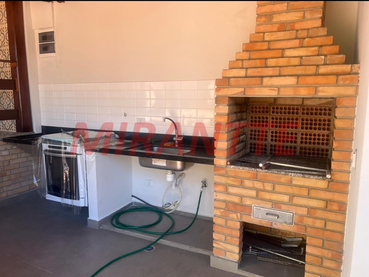 Casa terrea de 250m² com 3 quartos em Vila Irmaos Arnoni