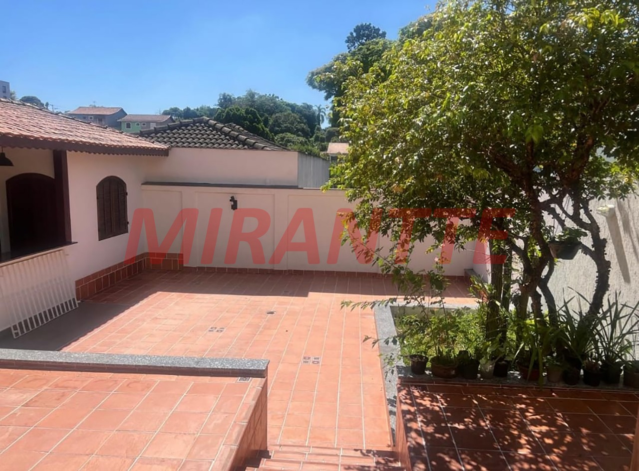 Casa terrea de 250m² com 3 quartos em Vila Irmaos Arnoni