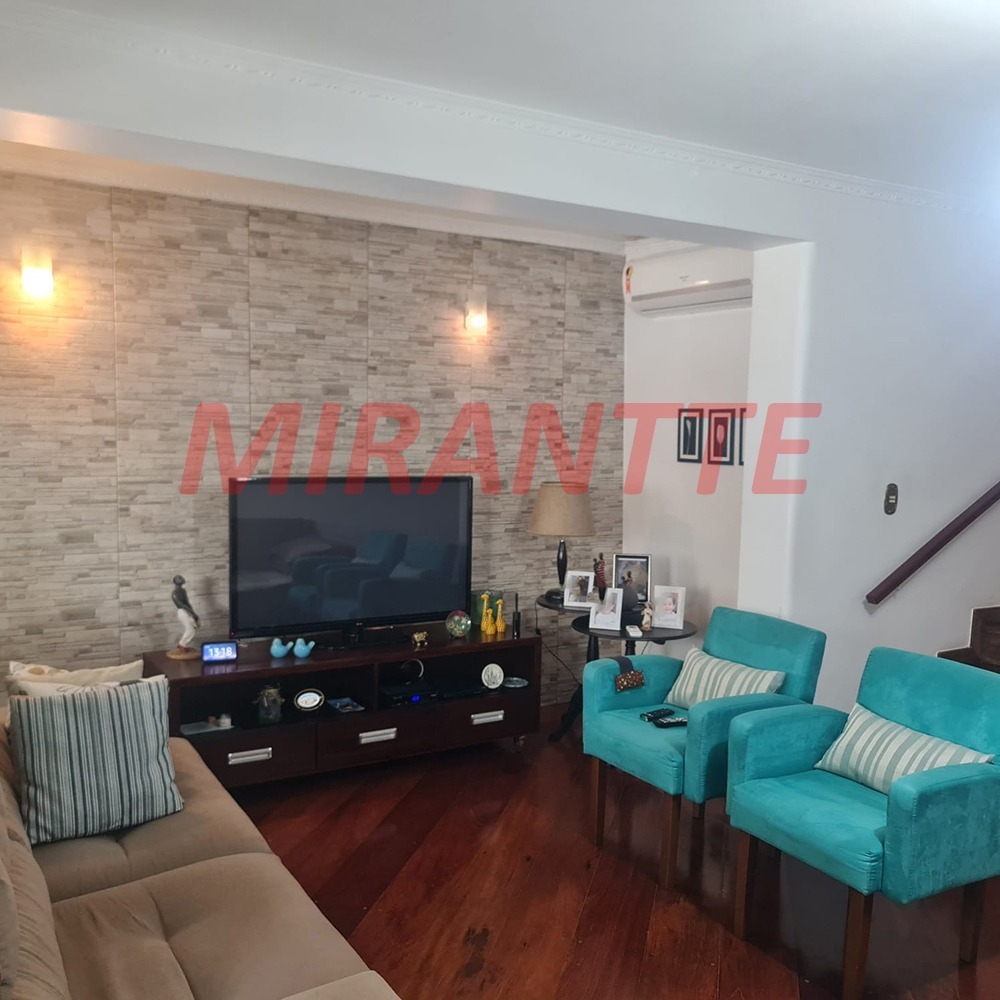 Sobrado de 136m² com 2 quartos em Vila Aurora